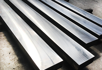 Steels of blade for steam turbine